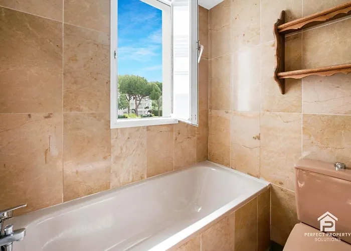 Appartement Bright And Spacious 2br With Terrace In Costalita